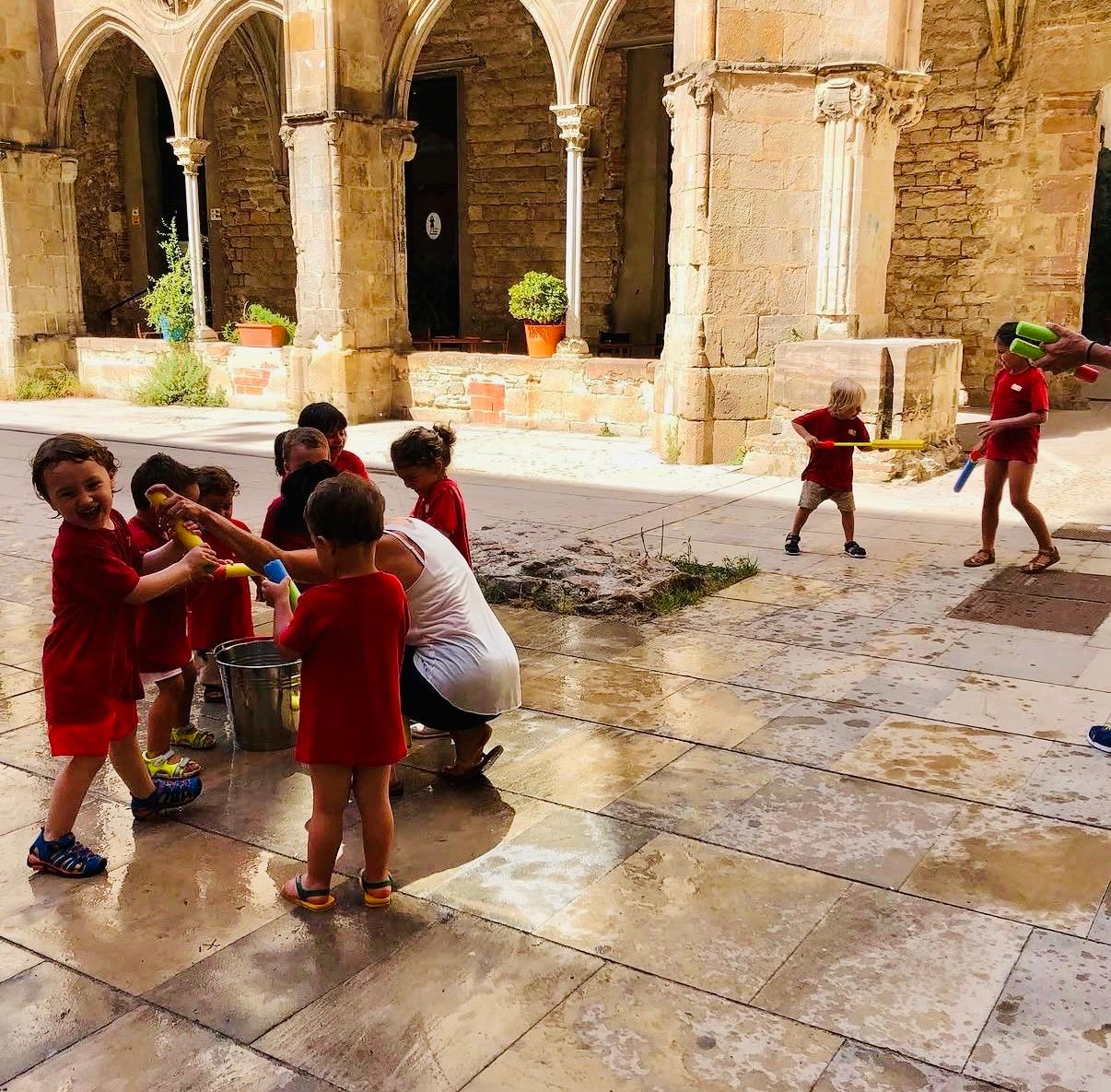 Jeux d'eau dans le cloître