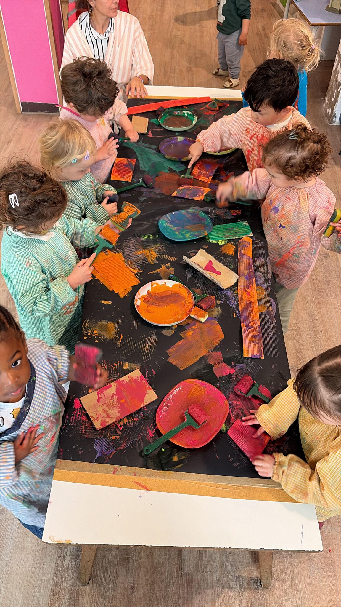 Grande table de peinture