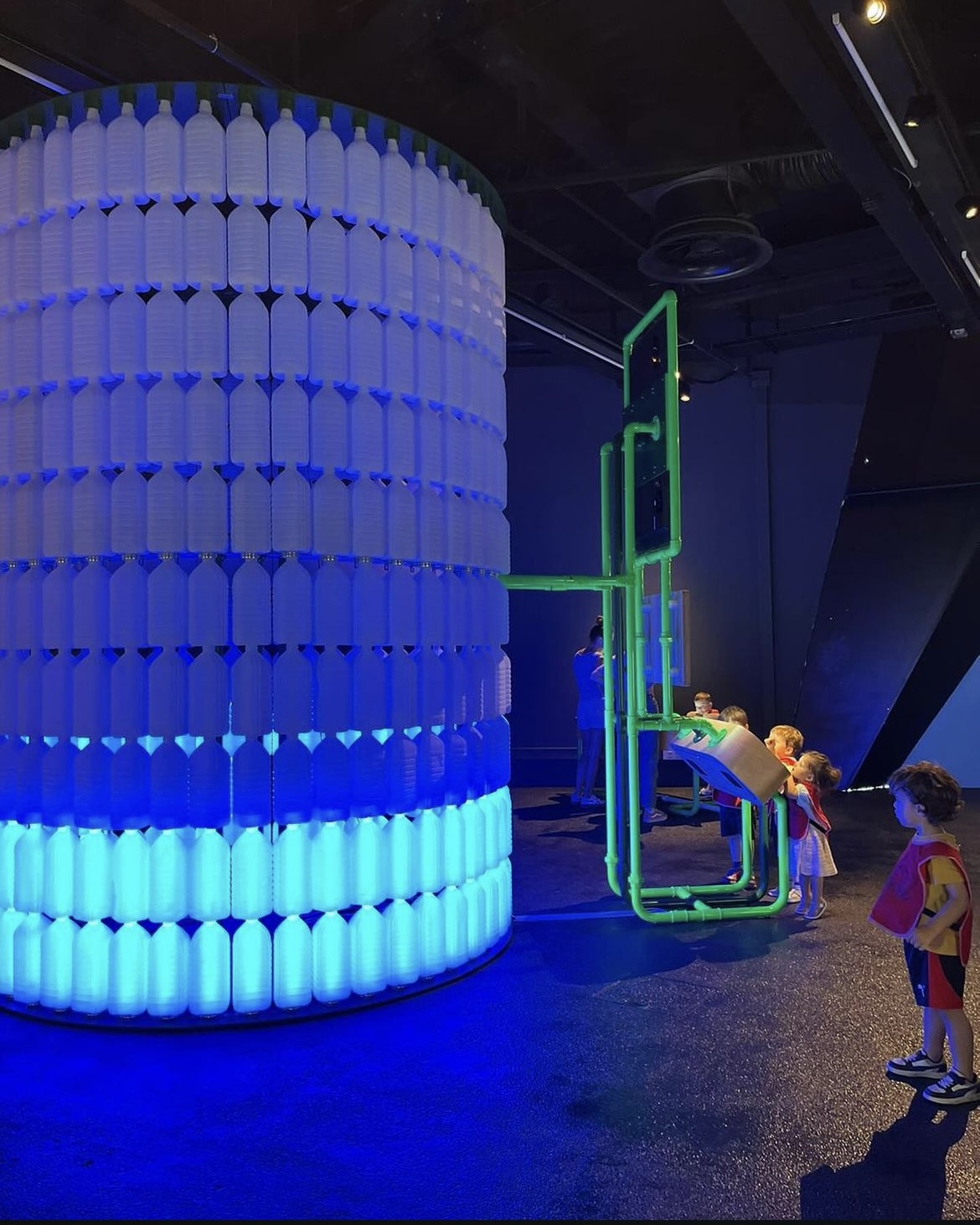 Exposition Agua au musée Blau